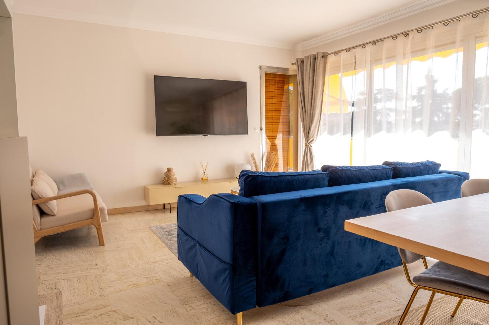 Ferienwohnung 3 Pieces Au Coeur Du Cros De Cagnes Exterior foto